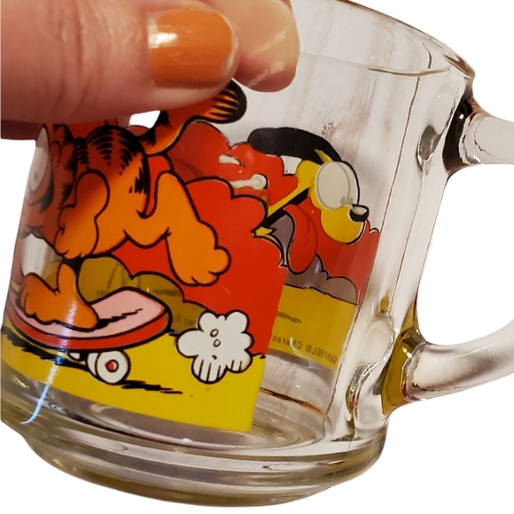 Vintage 1978 McDonald's Garfield and Odie Glass Mug - Picture 4 of 13